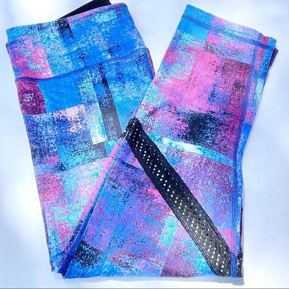 Soma Pants - SOMA SPORT Crop Leggings with Mesh